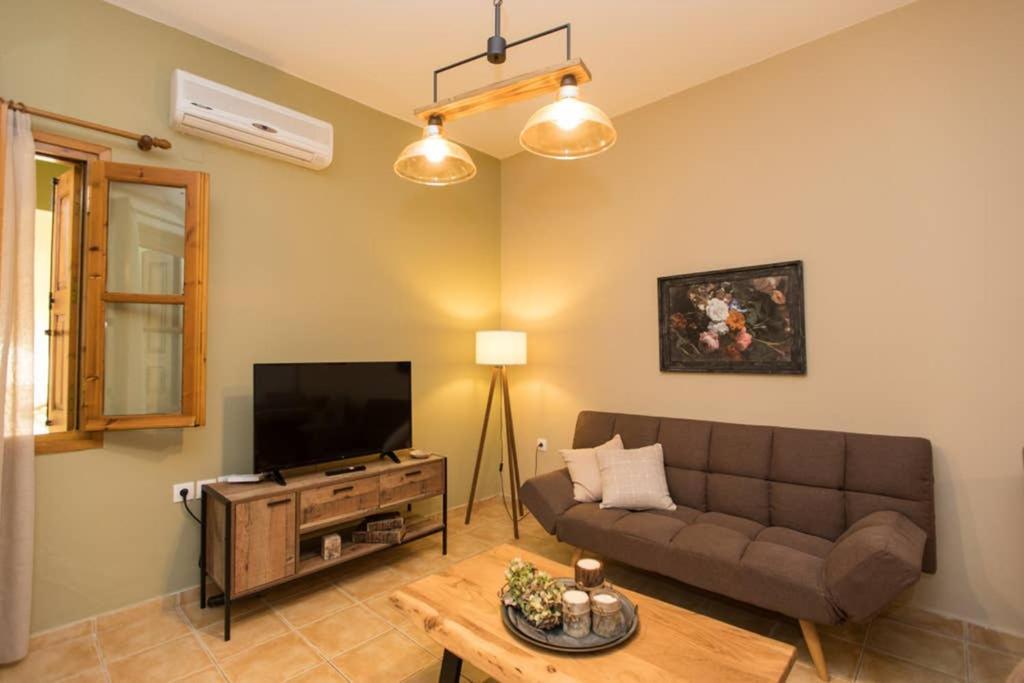 Kamaraki-apartments Daire *